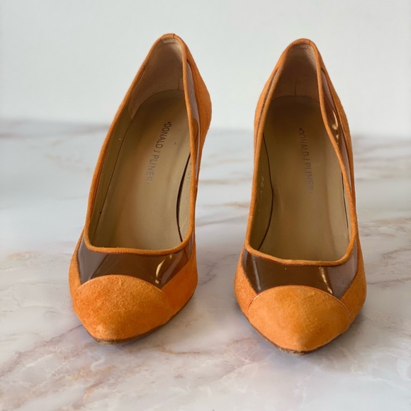 Size 7-7.5 Donald J Pliner 3” Heel / Orange Swede - Picture 3 of 4